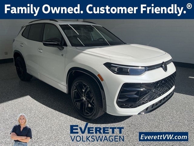 2026 Volkswagen Tiguan 2.0T SE R-Line Black