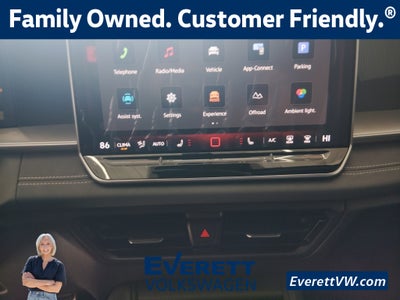 2026 Volkswagen Tiguan 2.0T SE R-Line Black