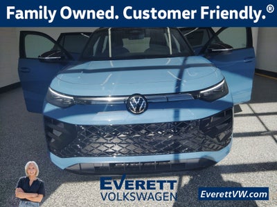 2026 Volkswagen Tiguan 2.0T SE R-Line Black