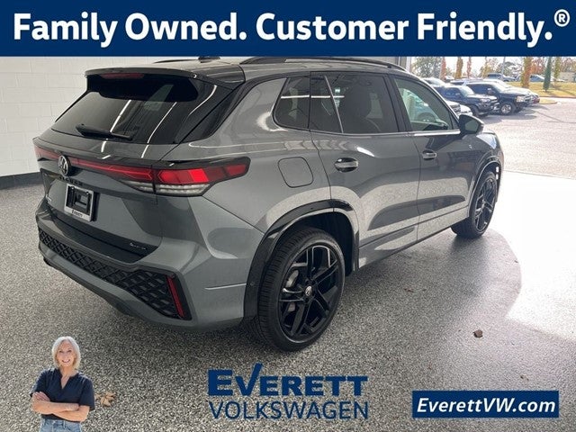 2026 Volkswagen Tiguan 2.0T SE R-Line Black