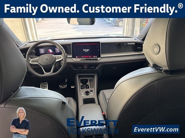 2026 Volkswagen Tiguan 2.0T SE R-Line Black