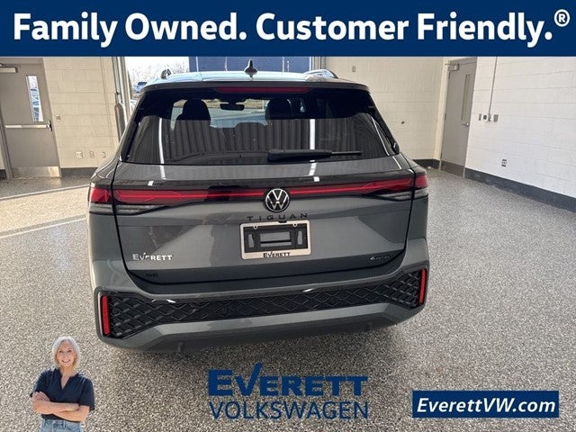 2026 Volkswagen Tiguan 2.0T SE R-Line Black