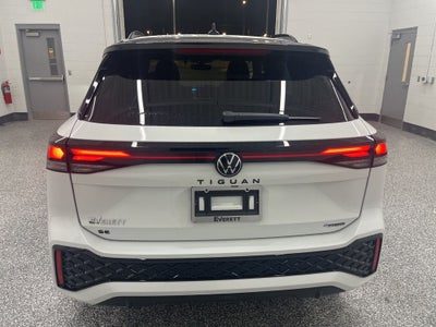 2026 Volkswagen Tiguan 2.0T SE R-Line Black