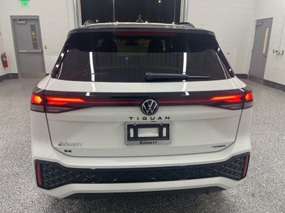 2026 Volkswagen Tiguan 2.0T SE R-Line Black