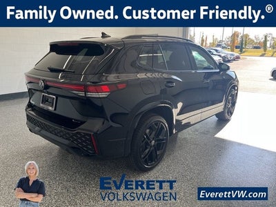 2026 Volkswagen Tiguan 2.0T SE R-Line Black