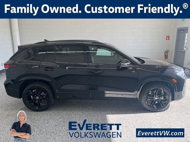 2026 Volkswagen Tiguan 2.0T SE R-Line Black