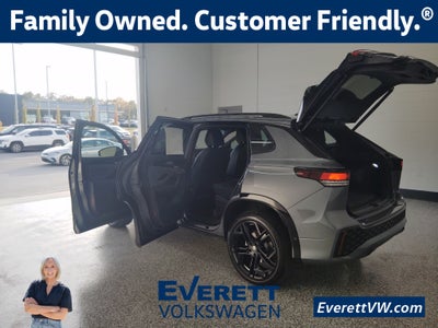 2026 Volkswagen Tiguan 2.0T SE R-Line Black