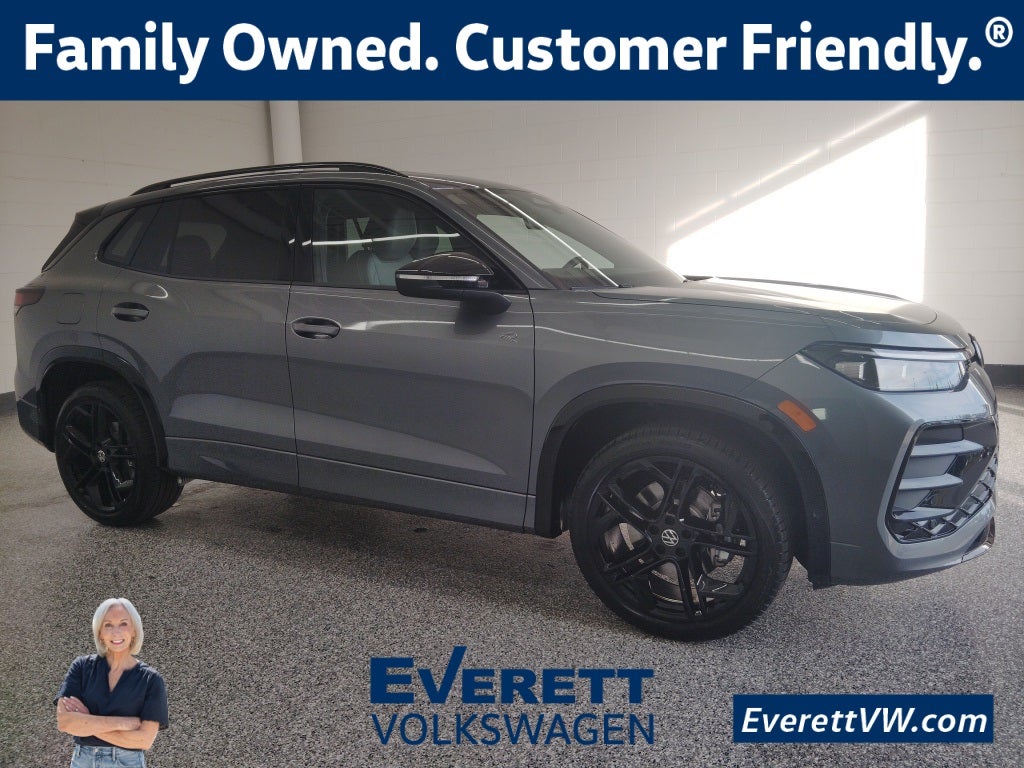 2026 Volkswagen Tiguan 2.0T SE R-Line Black