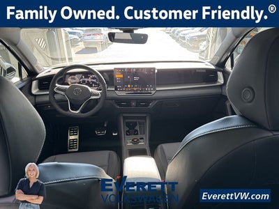 2026 Volkswagen Tiguan 2.0T SE R-Line Black