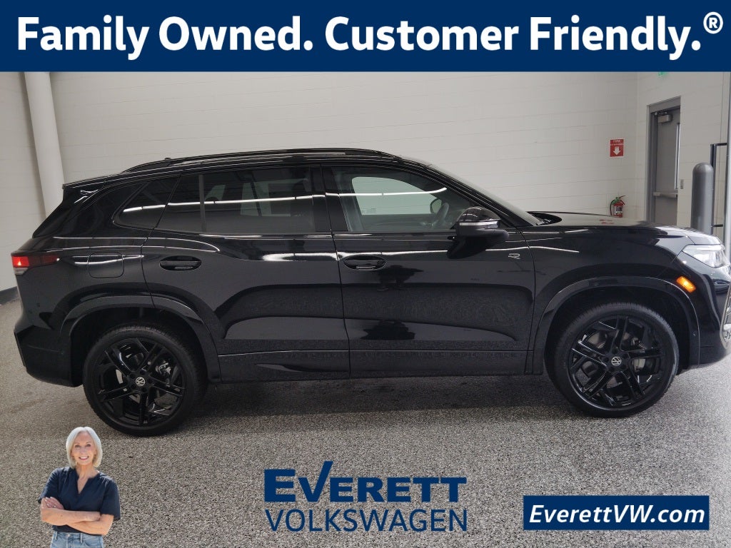 2026 Volkswagen Tiguan 2.0T SE R-Line Black