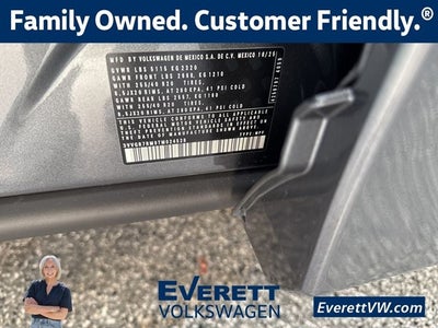 2026 Volkswagen Tiguan 2.0T SE R-Line Black