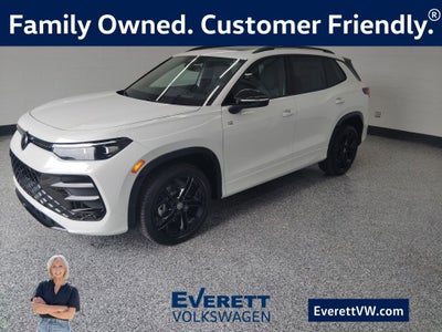 2026 Volkswagen Tiguan 2.0T SE R-Line Black