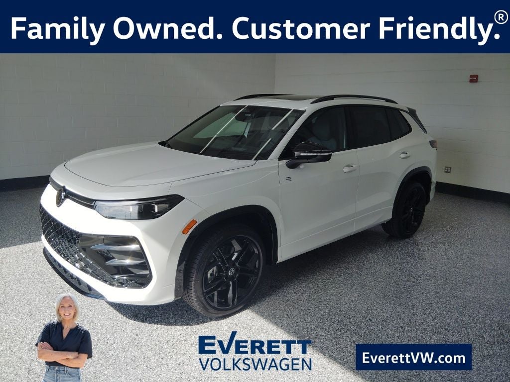 2026 Volkswagen Tiguan 2.0T SE R-Line Black