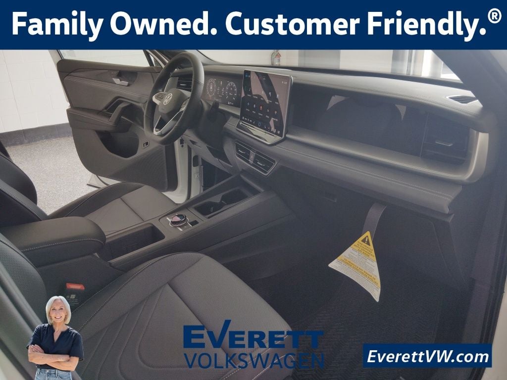 2026 Volkswagen Tiguan 2.0T SE R-Line Black