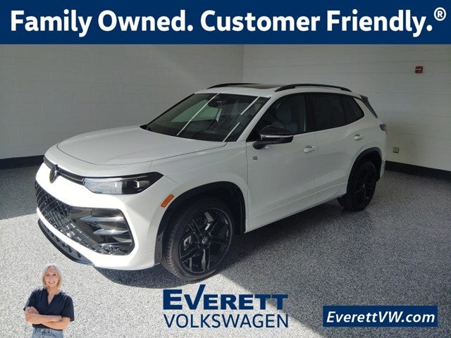 2026 Volkswagen Tiguan 2.0T SE R-Line Black