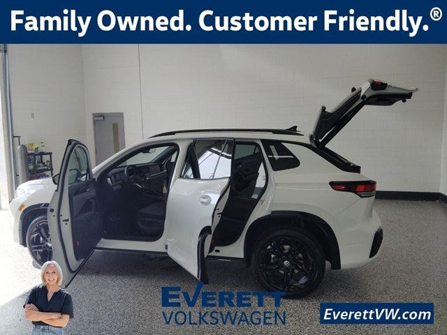 2026 Volkswagen Tiguan 2.0T SE R-Line Black