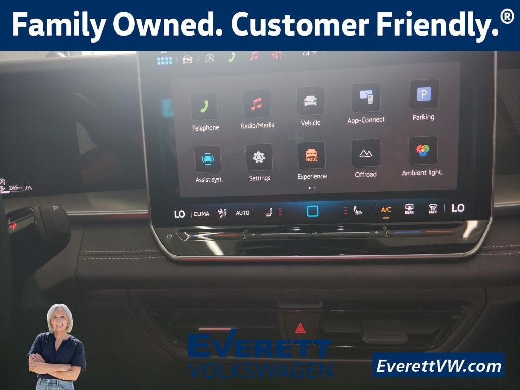 2026 Volkswagen Tiguan SE R-LINE BLACK