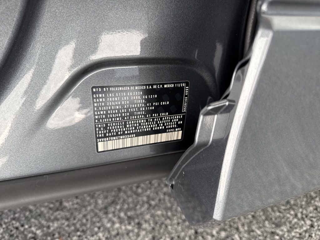 2026 Volkswagen Tiguan 2.0T SE R-Line Black