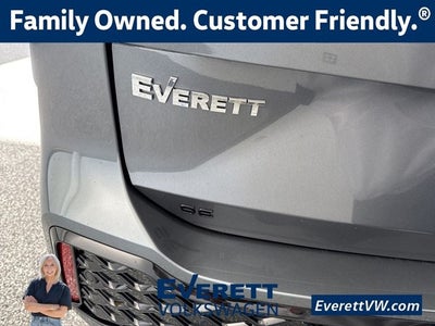 2026 Volkswagen Tiguan 2.0T SE R-Line Black