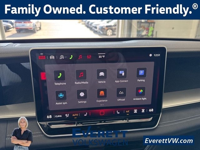 2026 Volkswagen Tiguan 2.0T SE R-Line Black