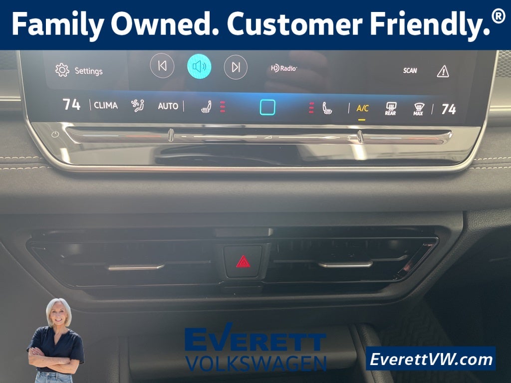 2026 Volkswagen Tiguan 2.0T SE R-Line Black