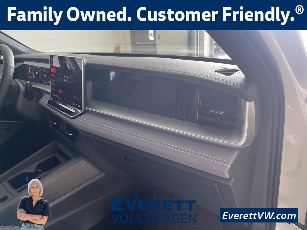 2026 Volkswagen Tiguan 2.0T SE R-Line Black