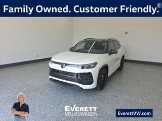 2026 Volkswagen Tiguan 2.0T SE R-Line Black