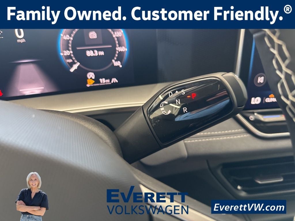2025 Volkswagen Tiguan 2.0T SE