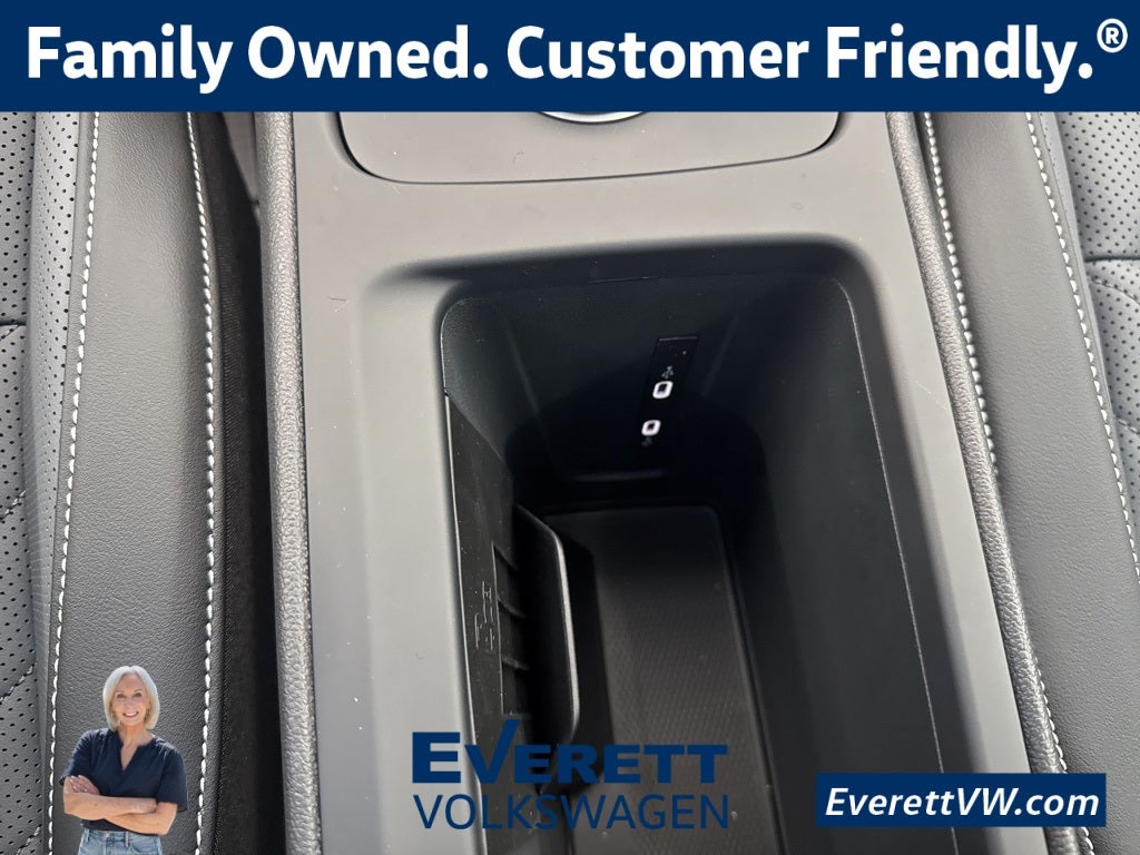 2025 Volkswagen Tiguan 2.0T SE