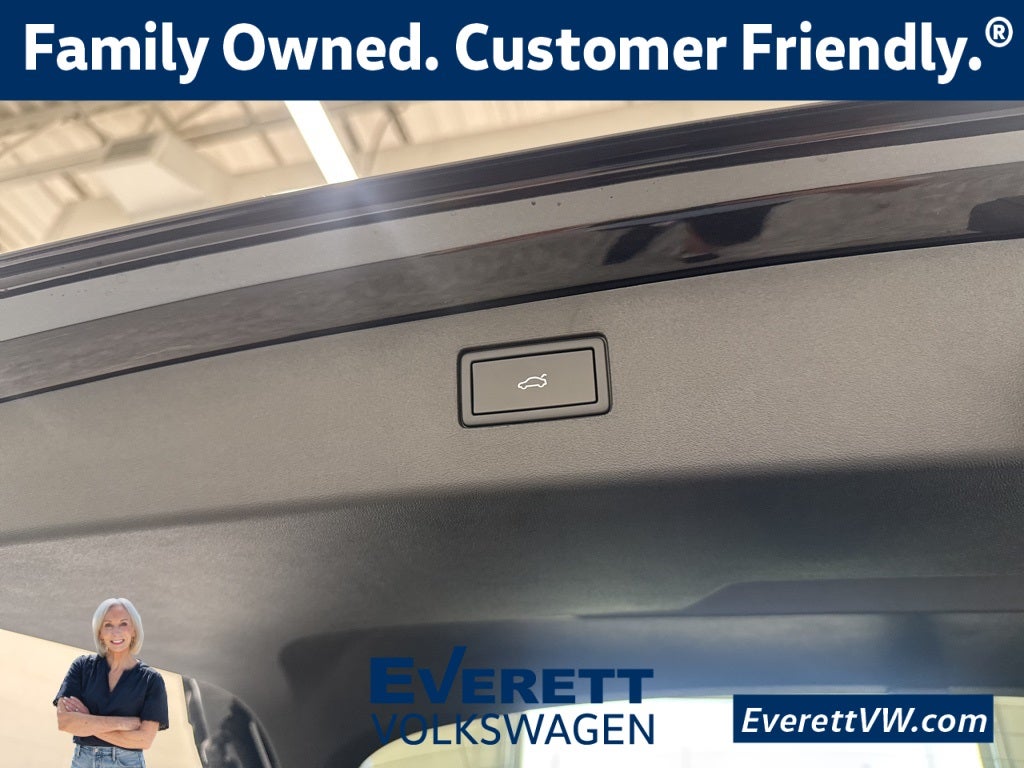 2025 Volkswagen Tiguan 2.0T SE