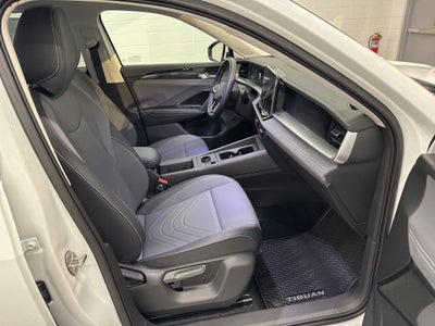 2026 Volkswagen Tiguan 2.0T SE