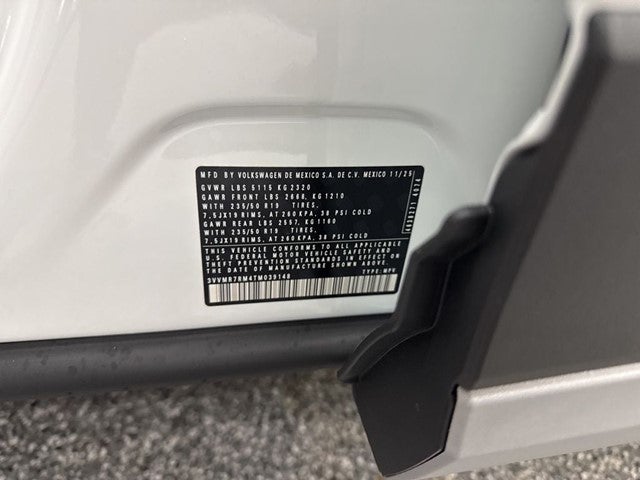 2026 Volkswagen Tiguan 2.0T SE
