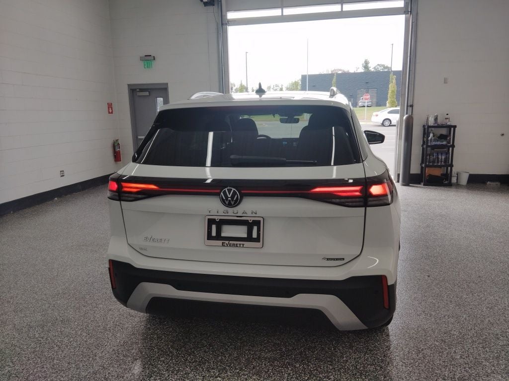 2026 Volkswagen Tiguan 2.0T SE