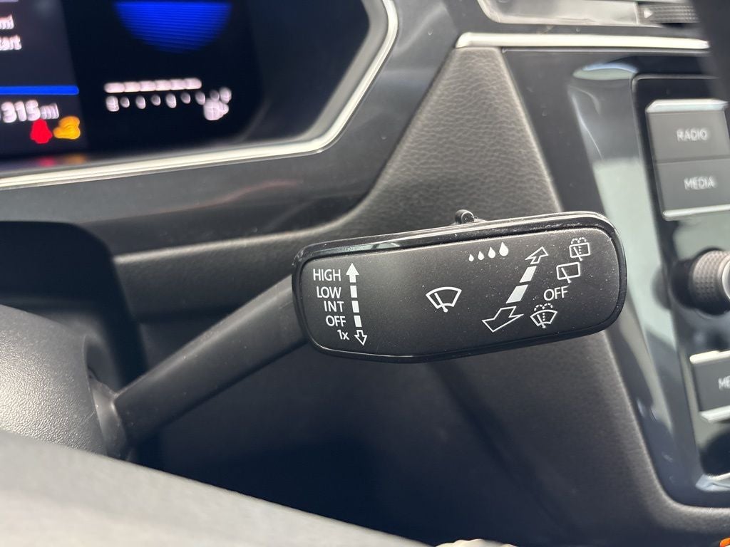 2023 Volkswagen Tiguan 2.0T S