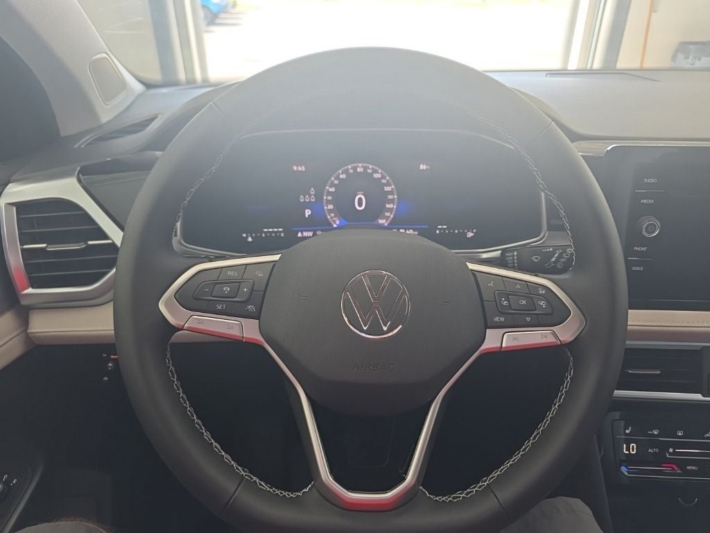 2027 Volkswagen Taos 1.5T SE