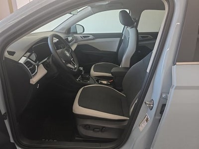2027 Volkswagen Taos 1.5T SE