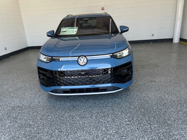 2026 Volkswagen Tiguan 2.0T SEL R-Line Turbo