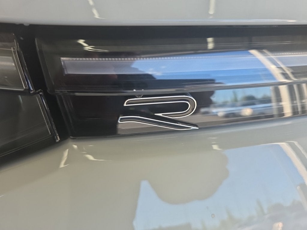 2026 Volkswagen Tiguan SEL R-Line Turbo