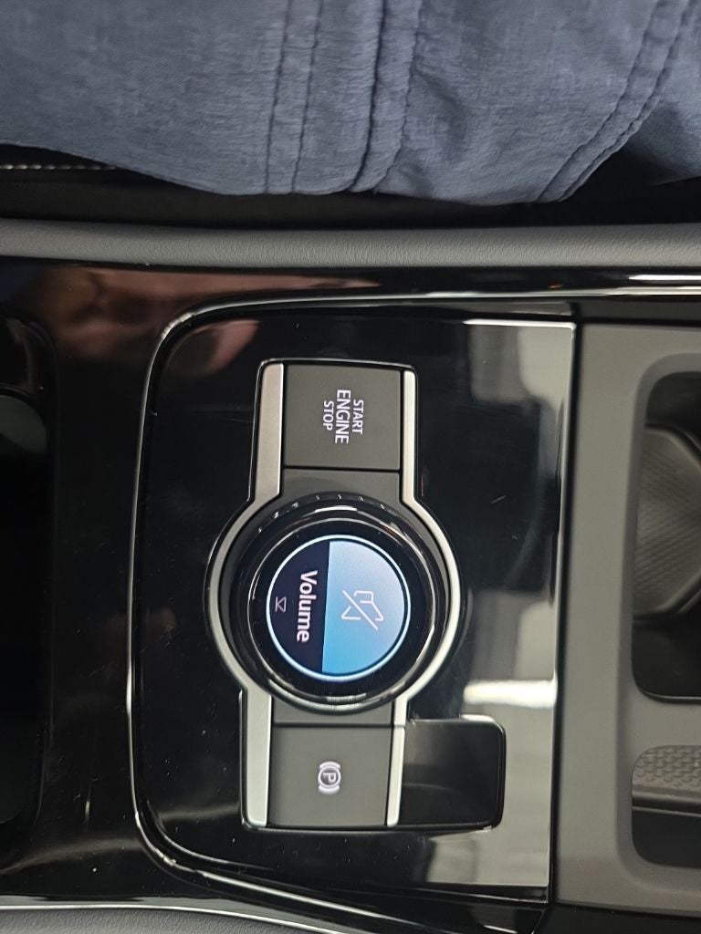 2026 Volkswagen Tiguan 2.0T SEL R-Line Turbo