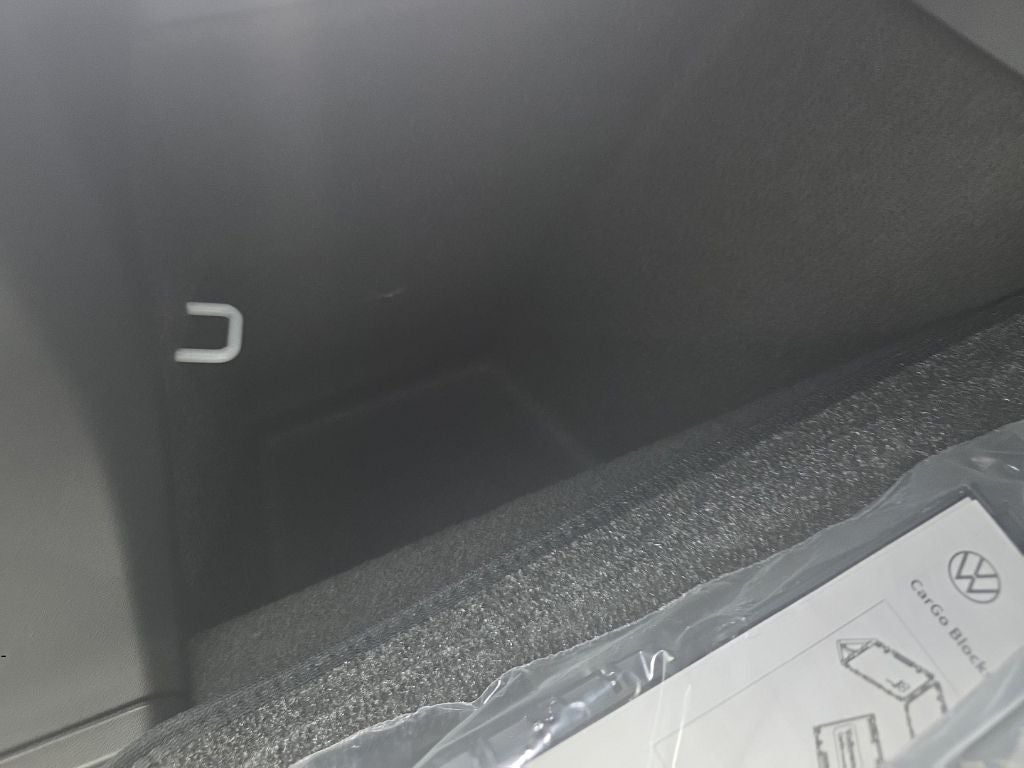 2026 Volkswagen Tiguan 2.0T SEL R-Line Turbo