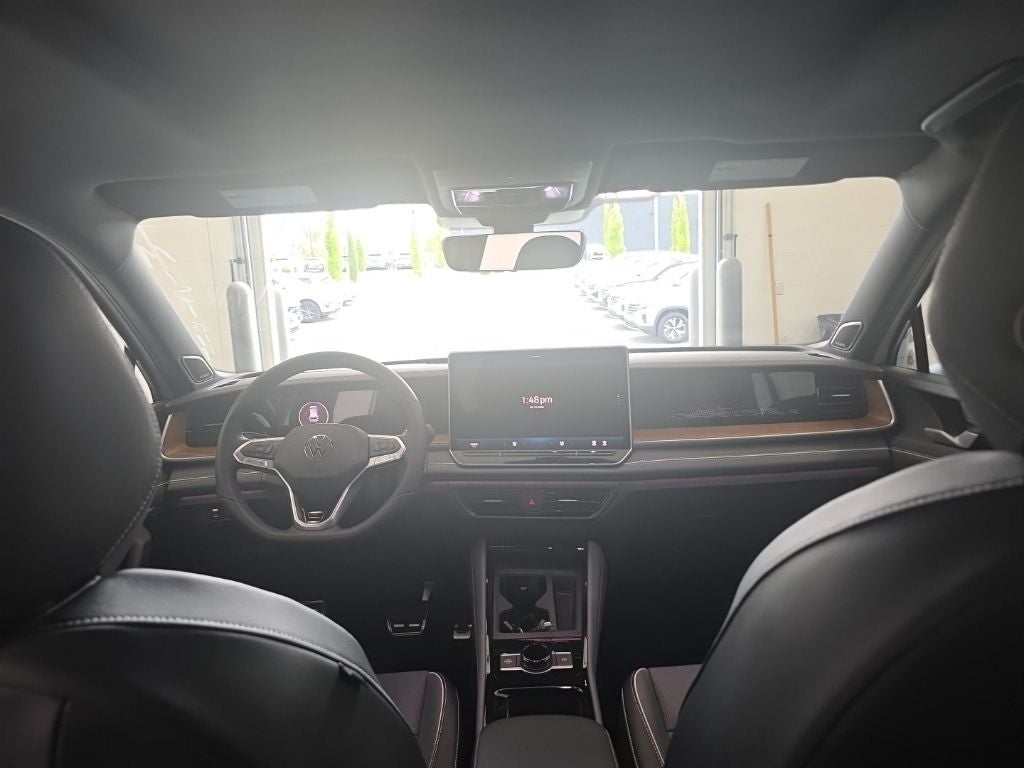 2026 Volkswagen Tiguan 2.0T SEL R-Line Turbo
