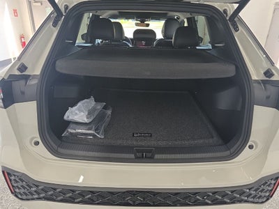 2026 Volkswagen Tiguan 2.0T SEL R-Line