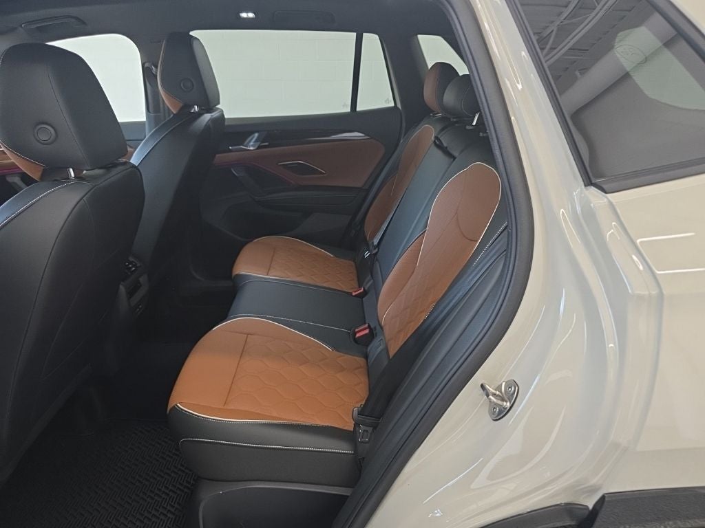 2026 Volkswagen Tiguan 2.0T SEL R-Line