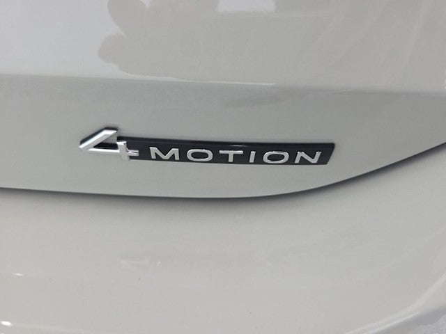 2026 Volkswagen Tiguan 2.0T SEL R-Line