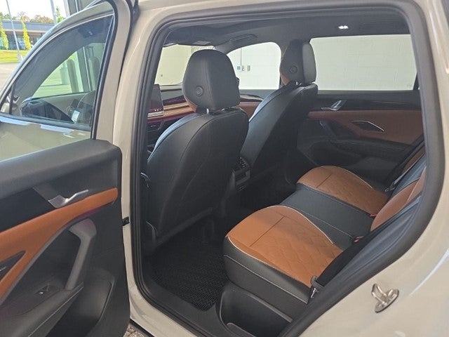 2026 Volkswagen Tiguan 2.0T SEL R-Line