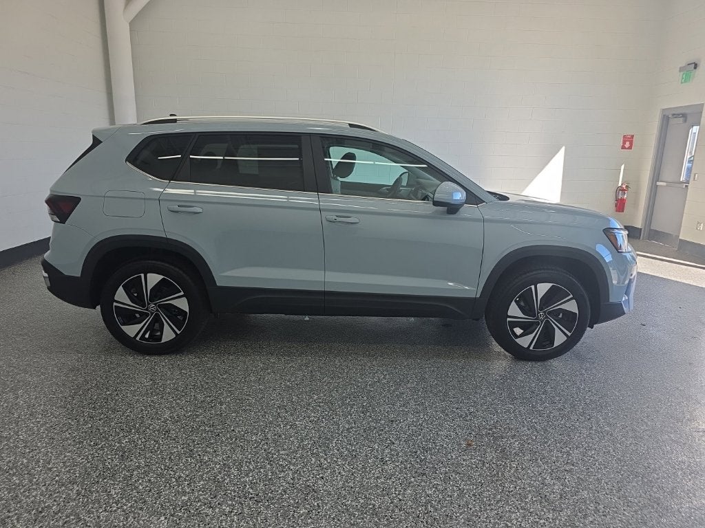 2027 Volkswagen Taos 1.5T SE