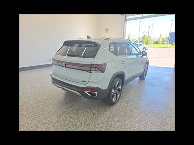 2027 Volkswagen Taos 1.5T SE