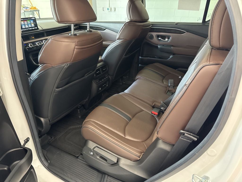 2025 Honda Pilot Elite