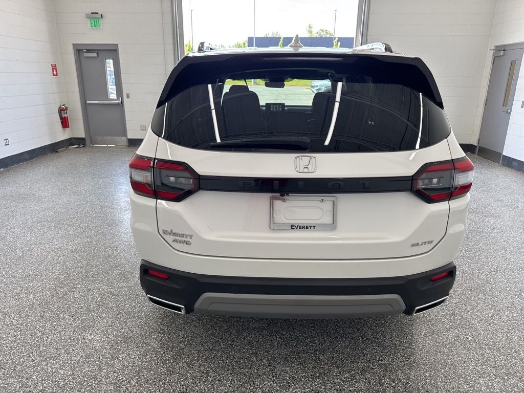 2025 Honda Pilot Elite