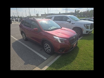 2024 Subaru Forester Premium